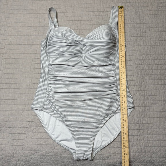 Nip Tuck Swim Gray & White Striped One-piece Swimsuit Size 12 - Picture 5 of 11